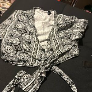 tie up shirt